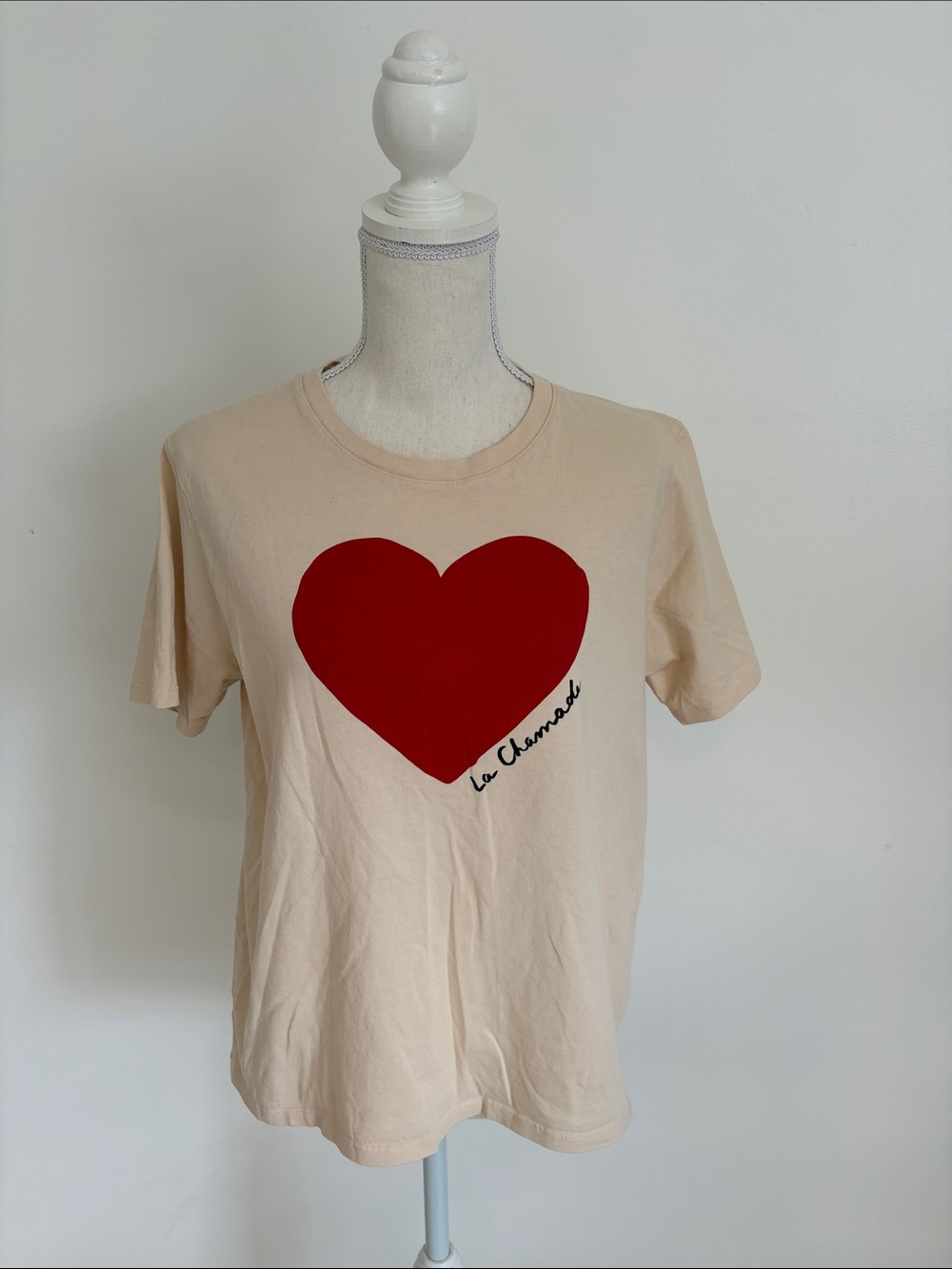 Sezane Beige Tee with Red Heart Graphic Large